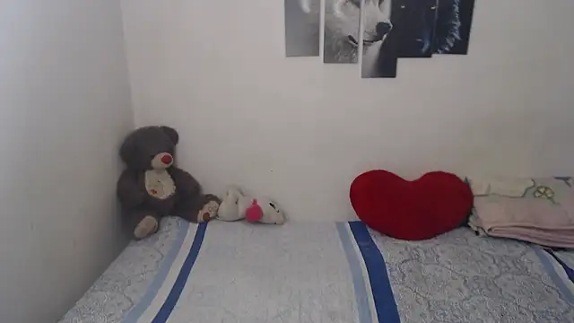 Pocahontas Princess  online show from March 25, 2026, 6:36 pm