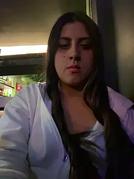 Snapshot of girl_anni chatting on February 8, 2025, 5:29 am girl anni online show from February 8, 2025, 5:29 am