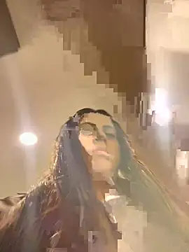 Snapshot of girl_anni chatting on February 17, 2025, 10:14 pm girl anni online show from February 17, 2025, 10:14 pm