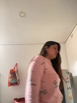 Snapshot of girl_anni chatting on February 20, 2025, 6:02 pm girl anni online show from February 20, 2025, 6:02 pm