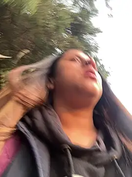 Snapshot of girl_anni chatting on February 24, 2025, 10:47 pm girl anni online show from February 24, 2025, 10:47 pm