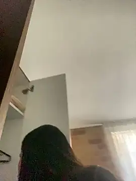 Snapshot of girl_anni chatting on March 18, 2025, 7:10 pm girl anni online show from March 18, 2025, 7:10 pm