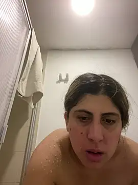 Snapshot of girl_anni chatting on September 22, 2025, 11:01 am girl anni online show from September 22, 2025, 11:01 am