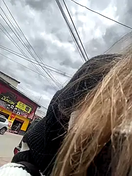 Snapshot of girl_anni chatting on September 27, 2025, 5:29 pm girl anni online show from September 27, 2025, 5:29 pm