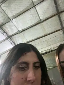 Snapshot of girl_anni chatting on October 11, 2025, 3:28 am girl anni online show from October 11, 2025, 3:28 am