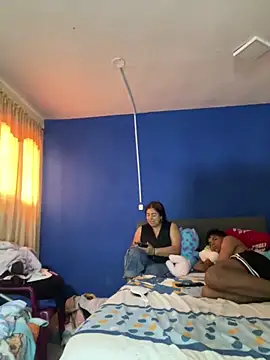 alissonfernandez  online show from February 8, 2026, 6:55 pm