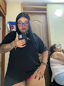 alissonfernandez  online show from March 21, 2026, 1:58 pm