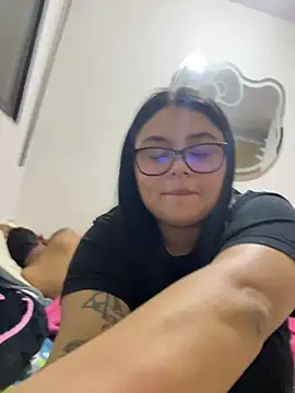 alissonfernandez  online show from July 5, 2026, 5:47 am