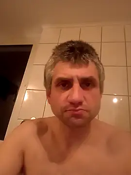 Gotowy40 online show from November 16, 2025, 1:22 am