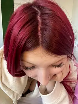 Snapshot of Alissa_kiss chatting on January 8, 2025, 1:31 pm Alissa kiss online show from January 8, 2025, 1:31 pm