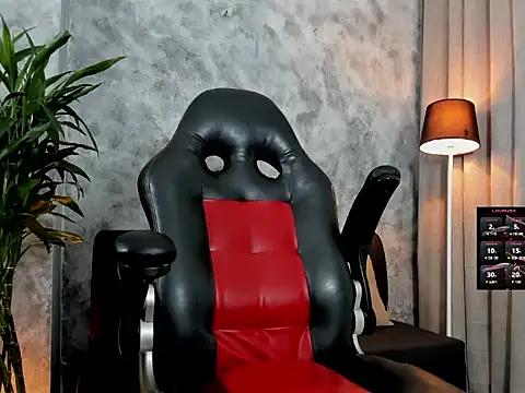 boyc022  online show from February 24, 2026, 10:41 pm