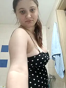 Snapshot of kila_lo chatting on January 18, 2025, 9:34 pm kila lo online show from January 18, 2025, 9:34 pm