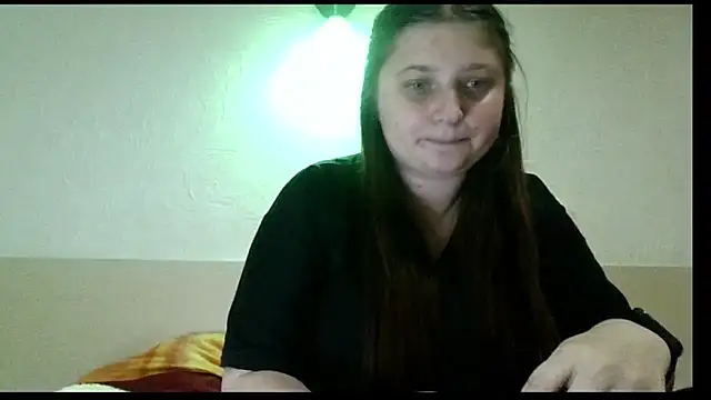 Snapshot of kila_lo chatting on February 15, 2025, 8:11 pm kila lo online show from February 15, 2025, 8:11 pm