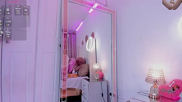 CoralHarmon online show from October 11, 2025, 10:41 pm