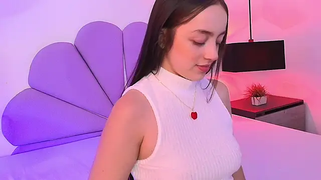 Snapshot of irina-v chatting on March 7, 2025, 7:38 pm irina-v online show from March 7, 2025, 7:38 pm