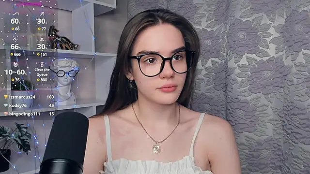 Snapshot of BlissDodd chatting on February 8, 2025, 12:38 am BlissDodd online show from February 8, 2025, 12:38 am