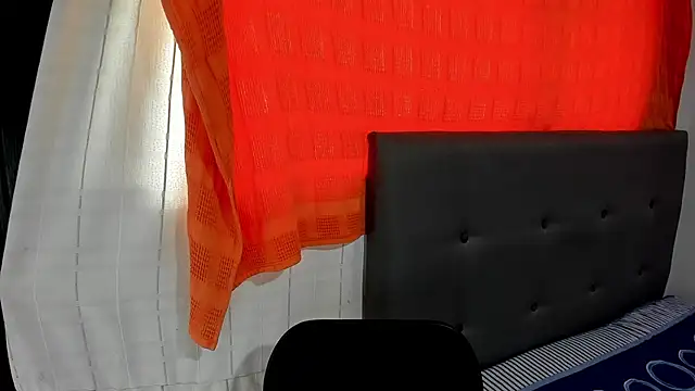 angela nix online show from September 30, 2025, 2:44 pm