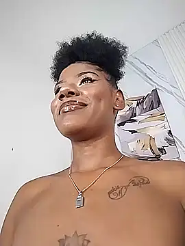 Sara Lewwis online show from September 20, 2025, 11:33 am