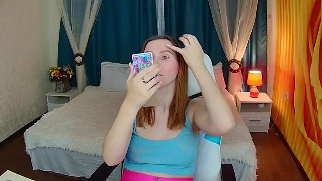 Snapshot of AliceBYKiss chatting on December 17, 2024, 12:22 pm AliceBYKiss online show from December 17, 2024, 12:22 pm