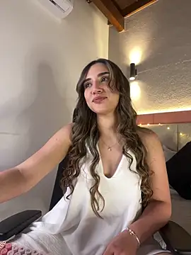 AniiRose online show from October 3, 2025, 2:41 am