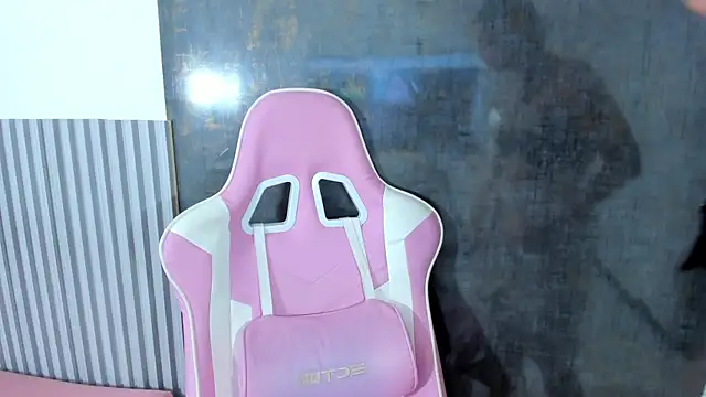 Snapshot of lana_boomer chatting on October 1, 2025, 8:15 pm lana boomer online show from October 1, 2025, 8:15 pm