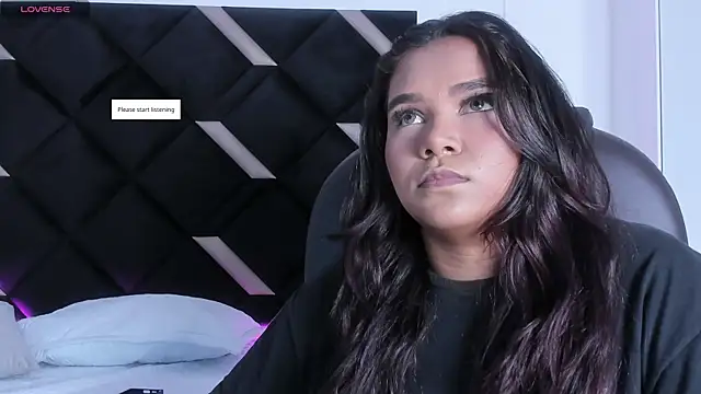 Carolina Evanss online show from March 26, 2026, 3:56 am