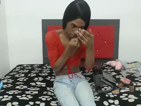 Snapshot of lucianadolll chatting on February 17, 2025, 11:02 am lucianadolll online show from February 17, 2025, 11:02 am