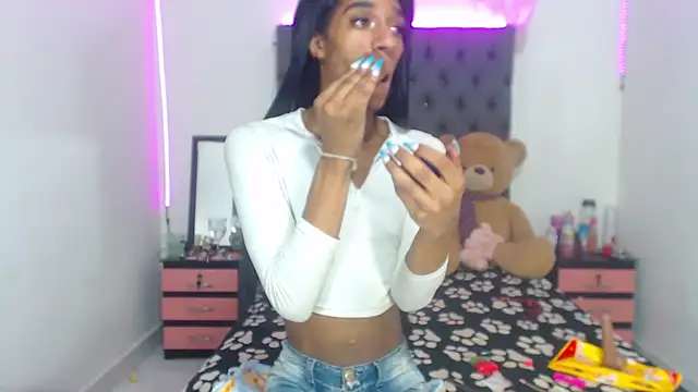 Snapshot of lucianadolll chatting on September 29, 2025, 2:11 pm lucianadolll online show from September 29, 2025, 2:11 pm