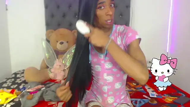 Snapshot of lucianadolll chatting on October 19, 2025, 5:57 pm lucianadolll online show from October 19, 2025, 5:57 pm