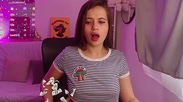 Snapshot of Soy_abby chatting on September 15, 2025, 9:37 pm Soy abby online show from September 15, 2025, 9:37 pm