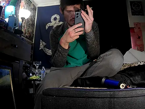 Snapshot of ATwinkie chatting on February 22, 2026, 3:21 pm ATwinkie online show from February 22, 2026, 3:21 pm