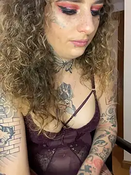 BlazyKitsune- online show from March 1, 2025, 1:18 pm