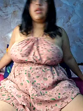 Snapshot of sophia_cute1_1 chatting on June 16, 2026, 10:51 am sophia cute1 1 online show from June 16, 2026, 10:51 am