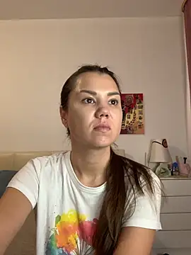 MiraMiss online show from September 28, 2025, 7:25 am