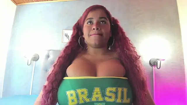 Snapshot of MeridaLane chatting on September 29, 2025, 4:45 pm MeridaLane online show from September 29, 2025, 4:45 pm