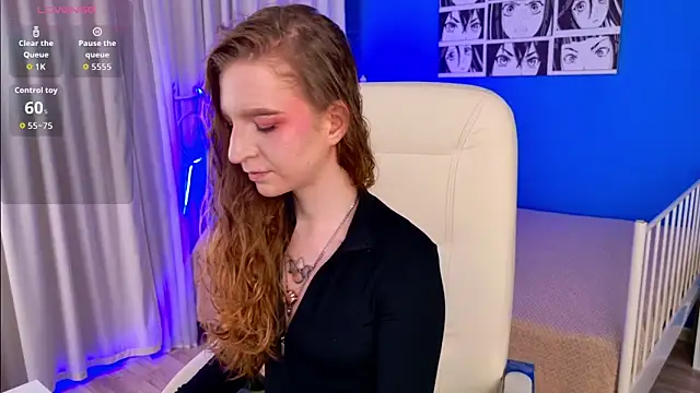 Snapshot of VioletShine chatting on February 21, 2026, 1:01 pm VioletShine online show from February 21, 2026, 1:01 pm