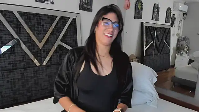 Snapshot of Jonness_Isa_ chatting on October 25, 2025, 12:34 pm Jonness Isa online show from October 25, 2025, 12:34 pm