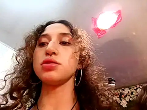 Snapshot of Queenjenn__ chatting on February 7, 2025, 3:01 am Queenjenn online show from February 7, 2025, 3:01 am