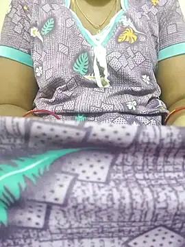 Snapshot of Telugu-mirchi chatting on September 17, 2025, 6:31 pm Telugu-mirchi online show from September 17, 2025, 6:31 pm