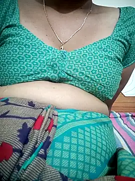 Snapshot of Telugu-mirchi chatting on September 22, 2025, 1:46 pm Telugu-mirchi online show from September 22, 2025, 1:46 pm