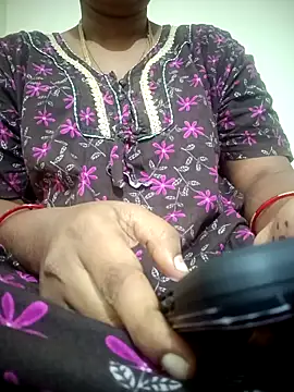 Snapshot of Telugu-mirchi chatting on September 23, 2025, 6:11 pm Telugu-mirchi online show from September 23, 2025, 6:11 pm