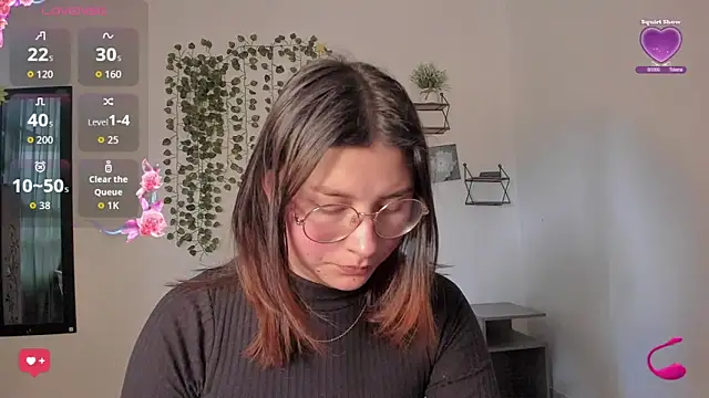 Snapshot of Noellesable chatting on September 26, 2025, 5:17 pm Noellesable online show from September 26, 2025, 5:17 pm