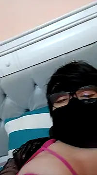 Snapshot of big_yoyo chatting on January 5, 2025, 10:50 pm big yoyo online show from January 5, 2025, 10:50 pm