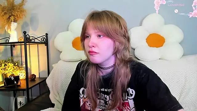 Snapshot of EvaStevs chatting on February 16, 2025, 8:22 pm EvaStevs online show from February 16, 2025, 8:22 pm