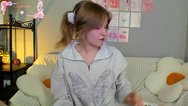 Snapshot of EvaStevs chatting on March 16, 2025, 8:00 pm EvaStevs online show from March 16, 2025, 8:00 pm