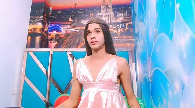 Snapshot of Luna_and_valery chatting on December 9, 2024, 4:05 pm Luna and valery online show from December 9, 2024, 4:05 pm