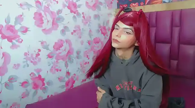 Snapshot of Luna_and_valery chatting on February 12, 2025, 7:35 pm Luna and valery online show from February 12, 2025, 7:35 pm