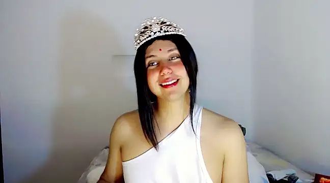 Snapshot of Oxana-Novikov chatting on January 1, 2025, 7:41 am Oxana-Novikov online show from January 1, 2025, 7:41 am