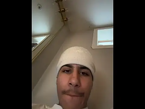 johnycash21 online show from April 5, 2026, 7:55 pm