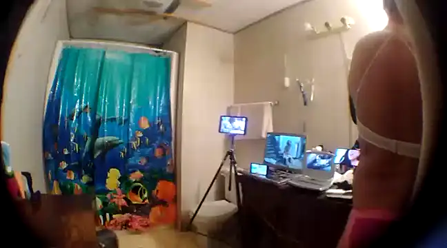 jockstrapstud online show from December 4, 2024, 3:26 am